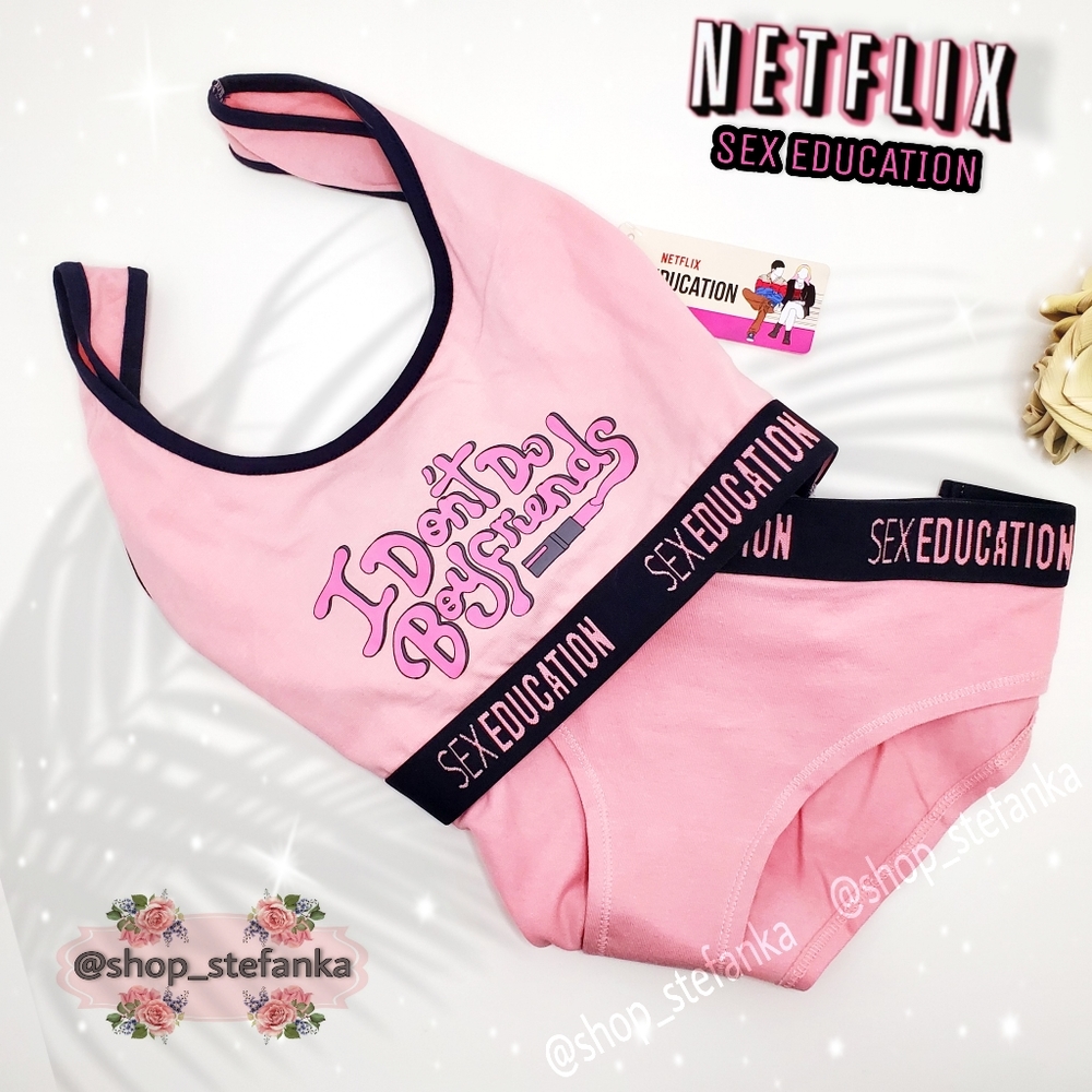 🎁 Sex Education Netflix Crop Top and Panti